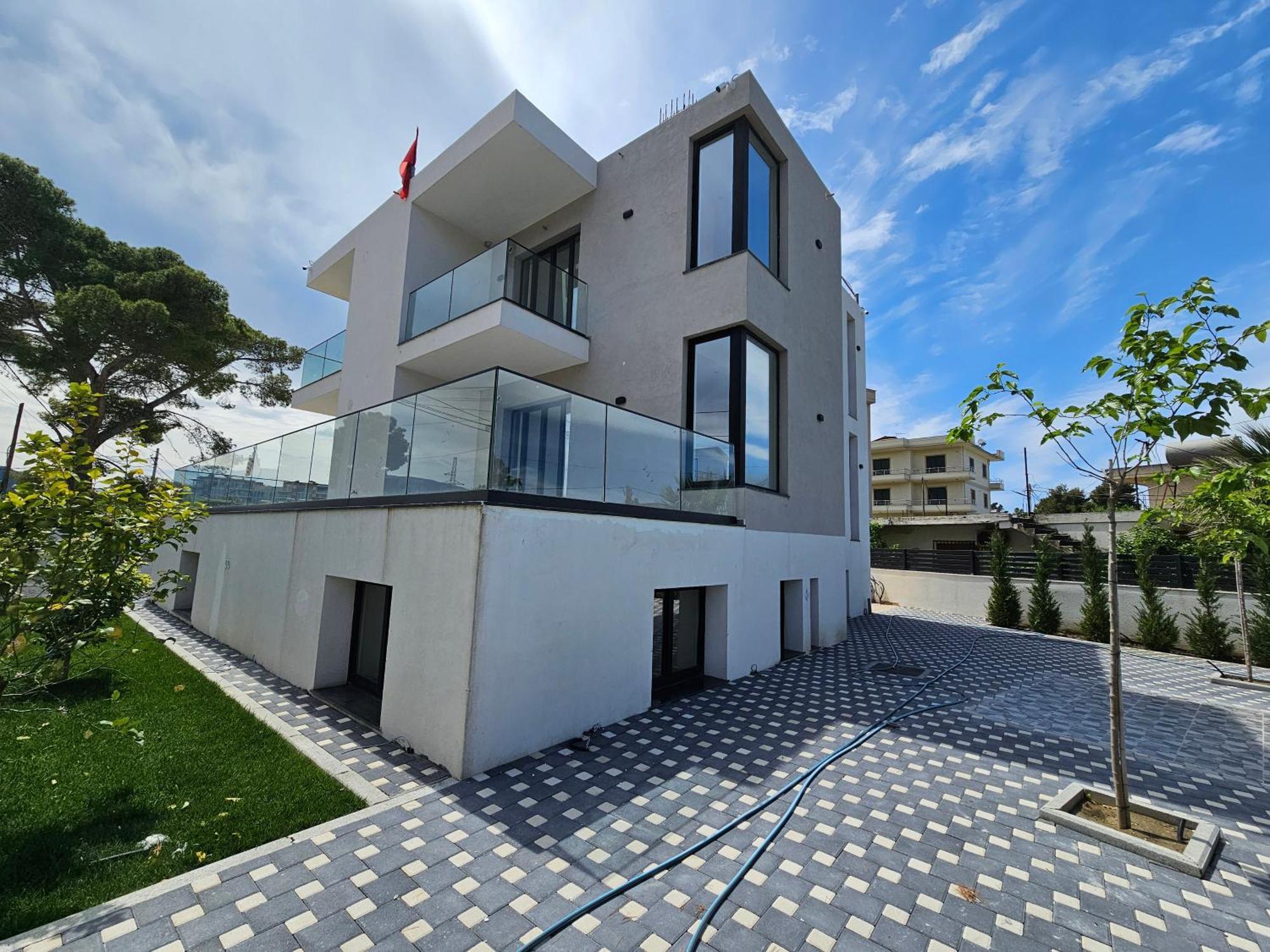 Hotel Aluor Vlorë Extérieur photo