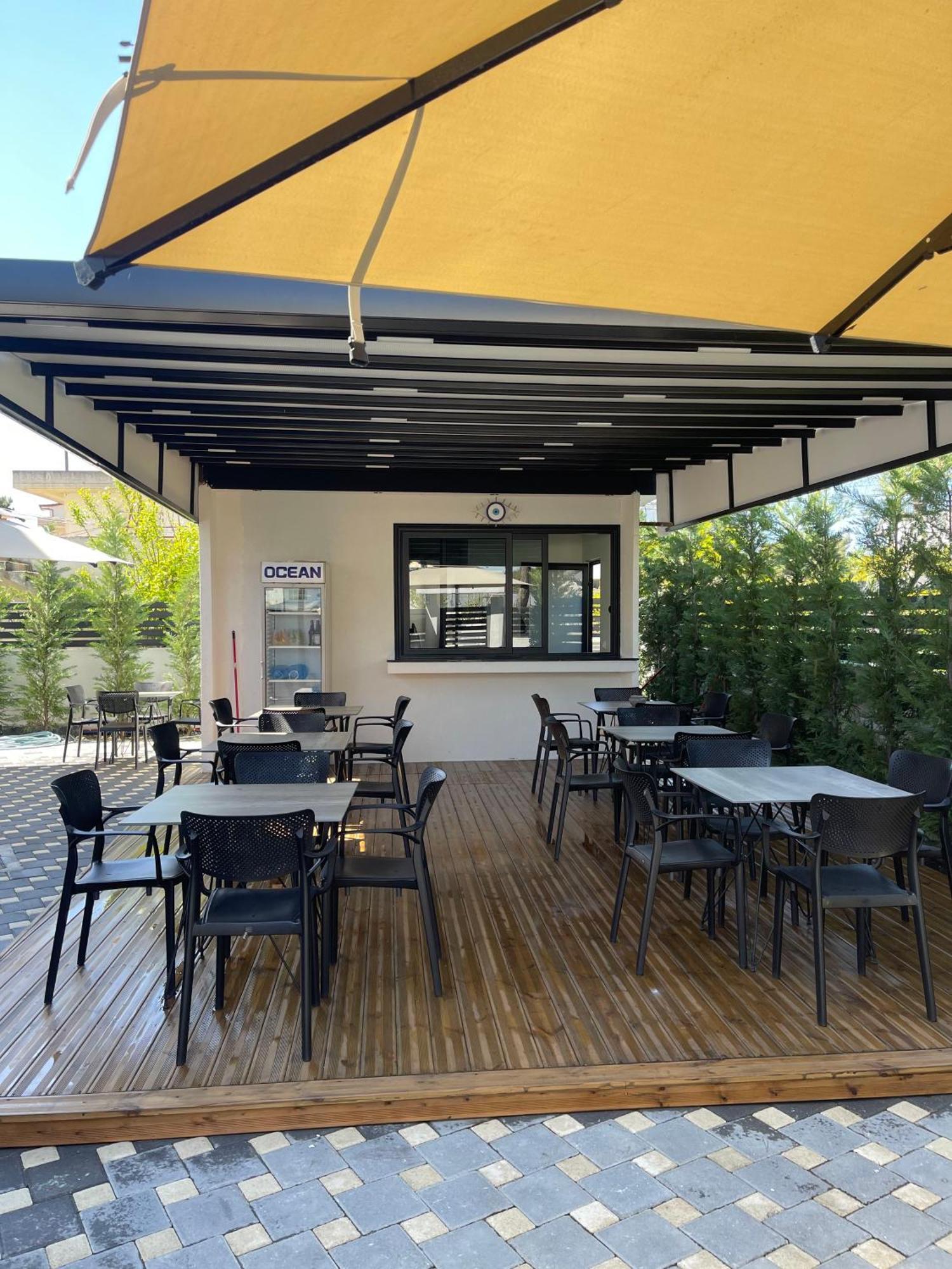 Hotel Aluor Vlorë Extérieur photo
